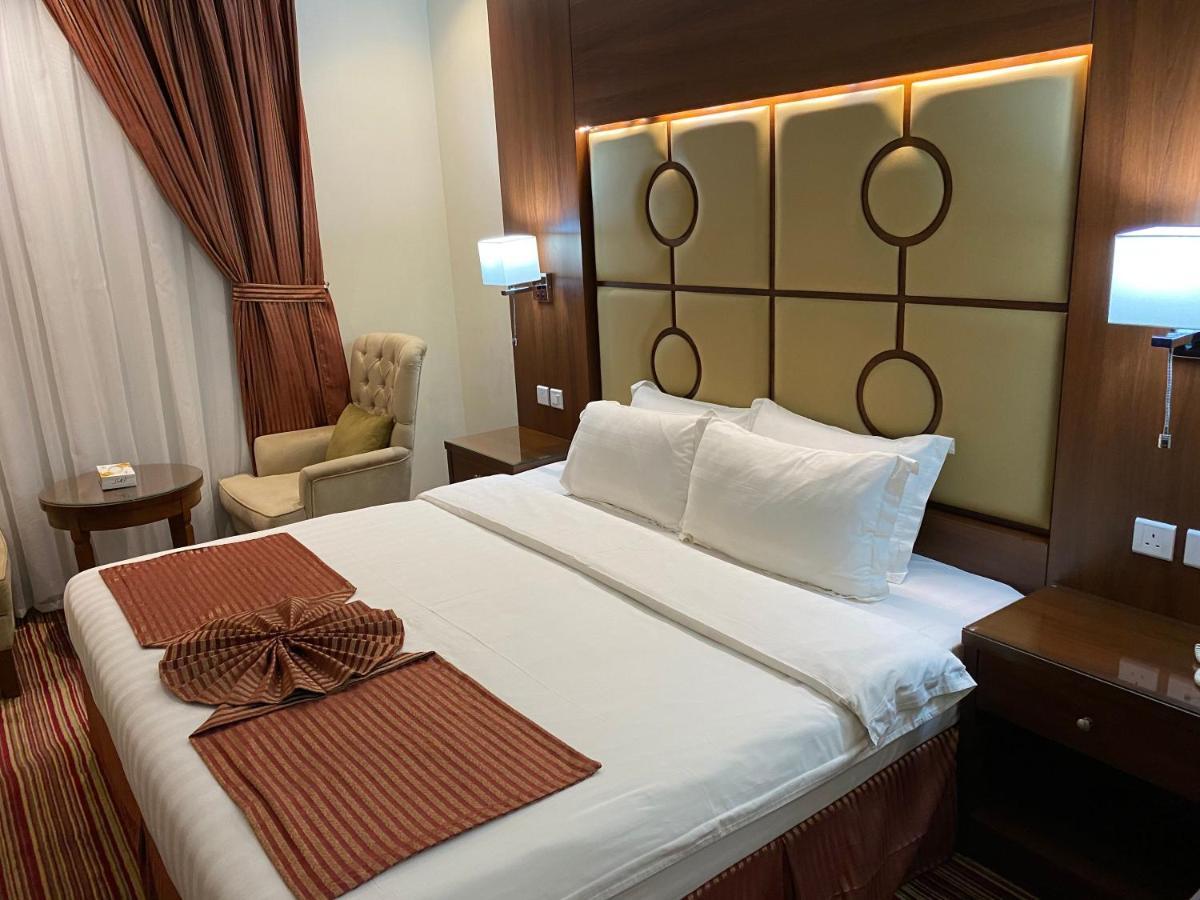 La Defence Blue Hotel Jeddah Exterior photo