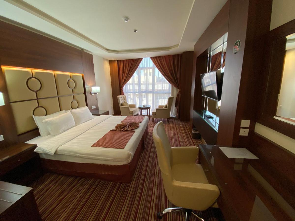 La Defence Blue Hotel Jeddah Exterior photo